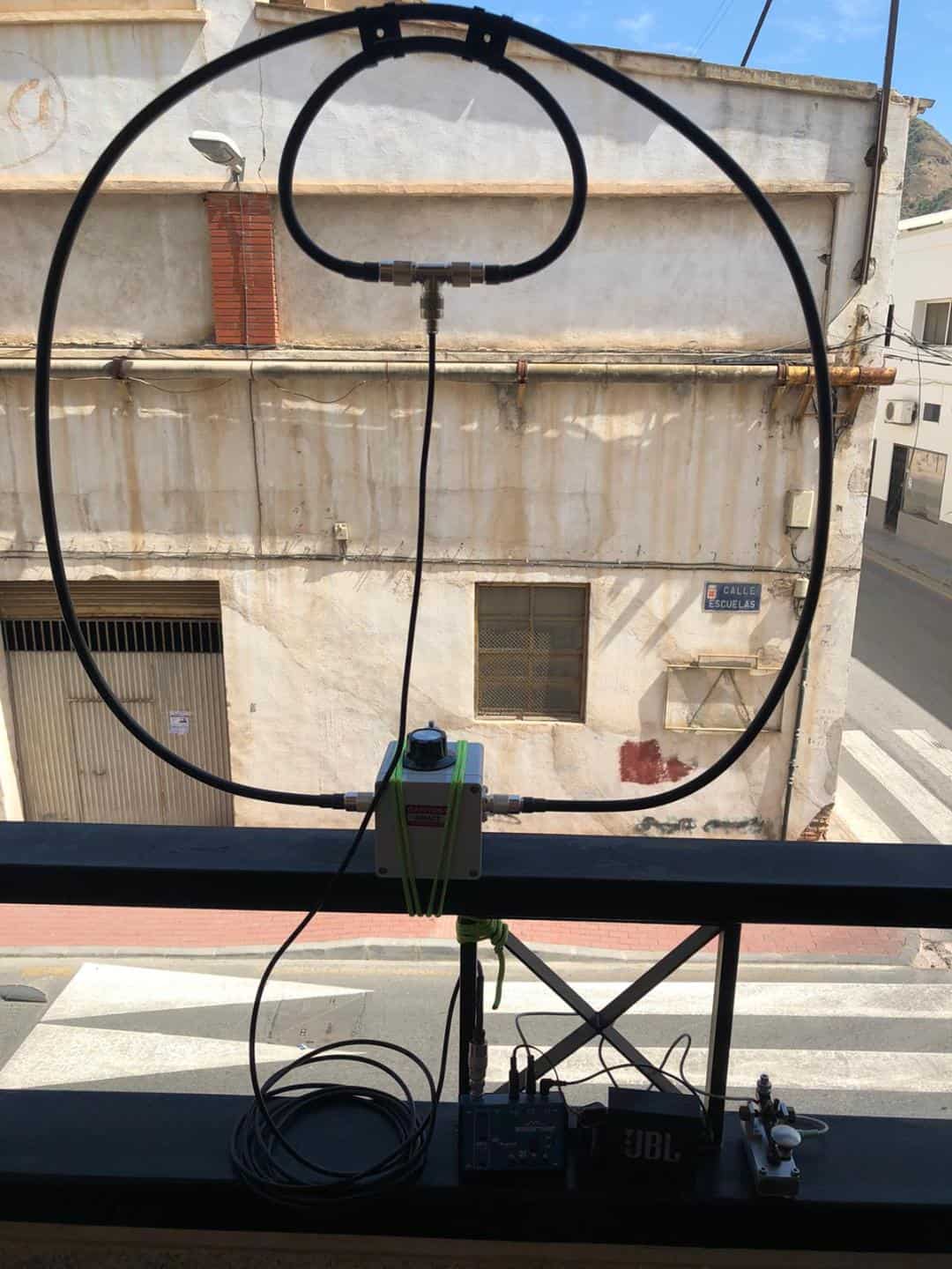 EA5IW using my Loop antenna Alpha Antenna